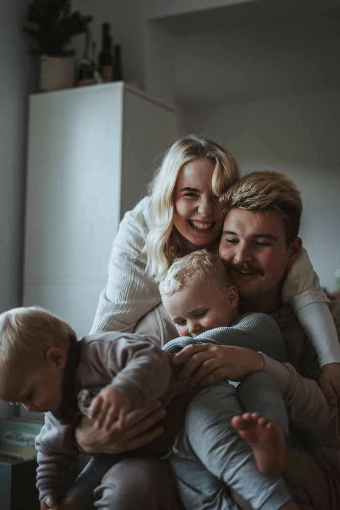 Familienfoto bei Homestory fotografiert