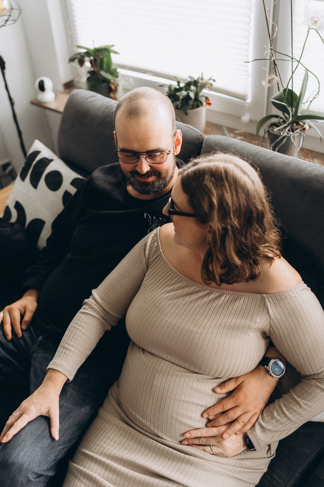 Babybauchshooting Mama und Papa